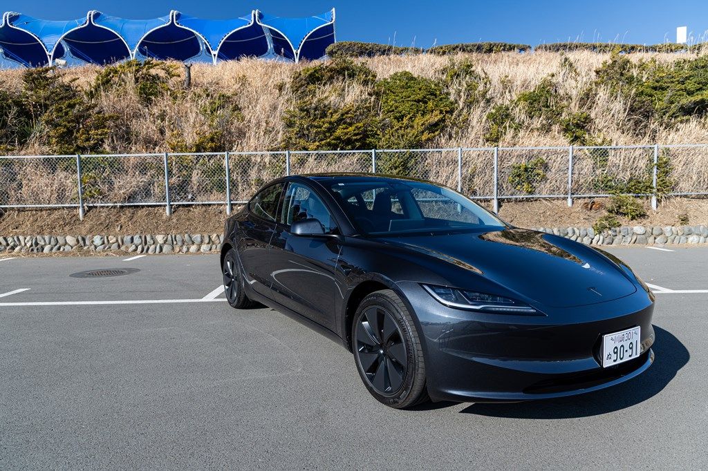 テスラ「Model 3」（写真：三木 宏章）