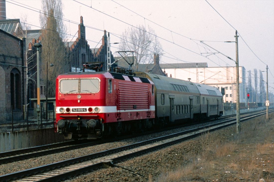 旧東ドイツ時代の2階建て車両。東西ドイツ統一後も活躍した（撮影：橋爪智之）