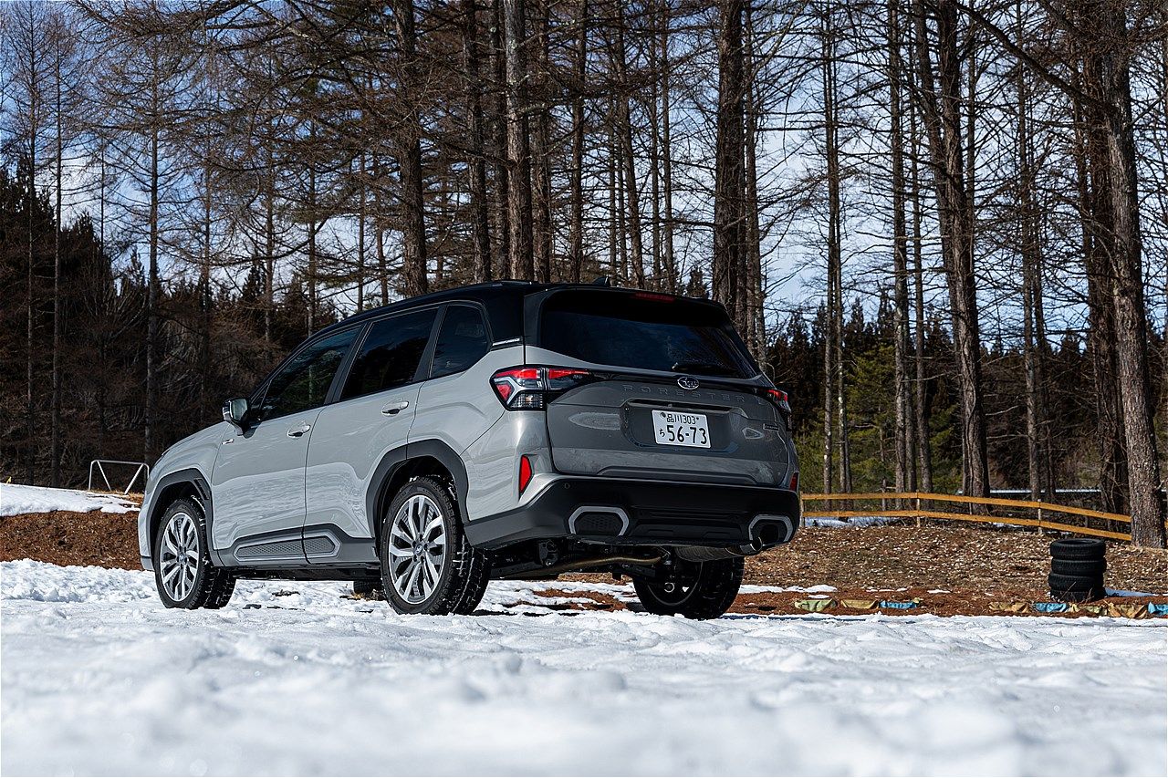 スバル「フォレスター」雪上試乗会の様子（写真：三木 宏章）