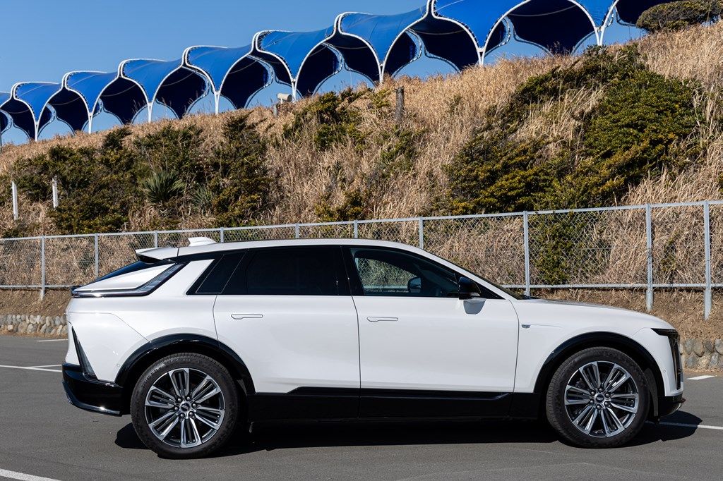 キャデラック「リリック スポーツ」（写真：三木 宏章）