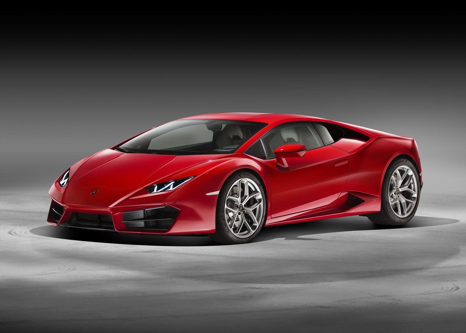 写真：Automobili Lamborghini