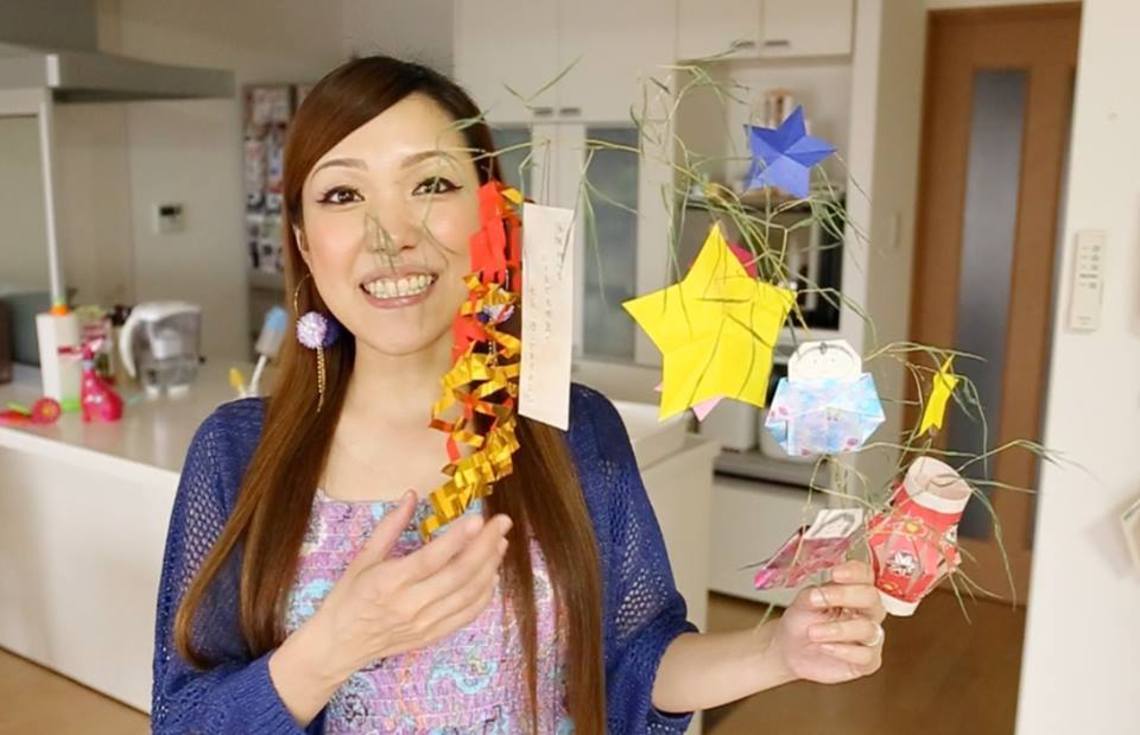 How a Japanese Mom Become a YouTube Star | original | Tokyo Business Today | All the news you ...