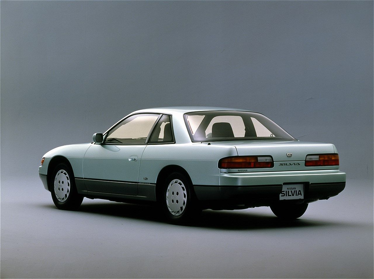 日産のS13型シルビア（写真：日産自動車）