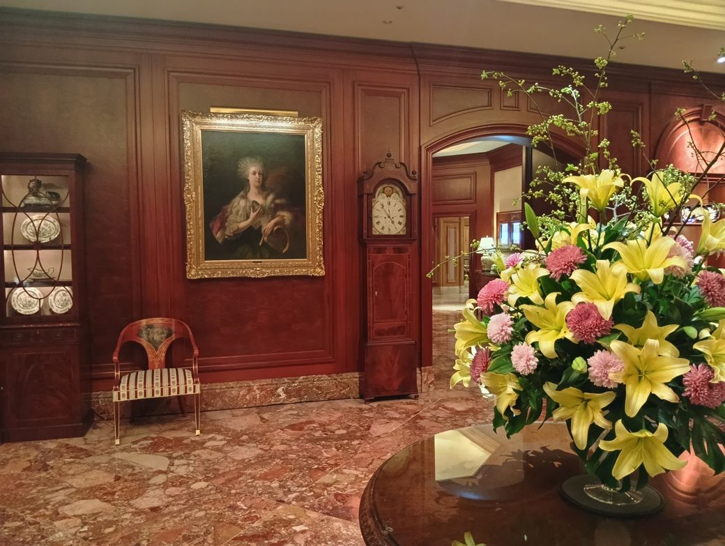 店舗前のロビーはこんな感じ（筆者撮影）