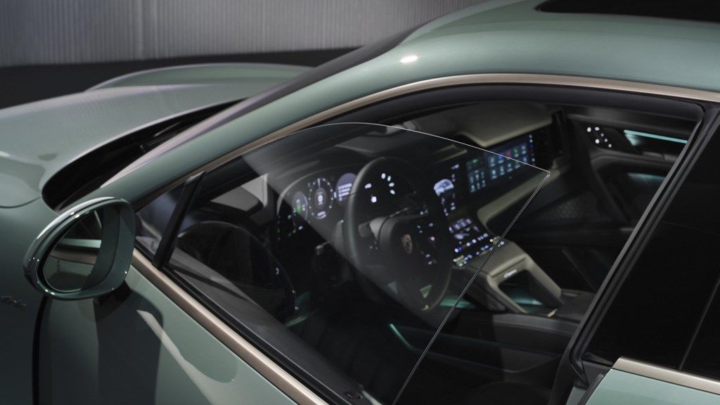 ポルシェの新型EV「カイエン・ターボ・エレクトリック」（写真：Porsche AG）