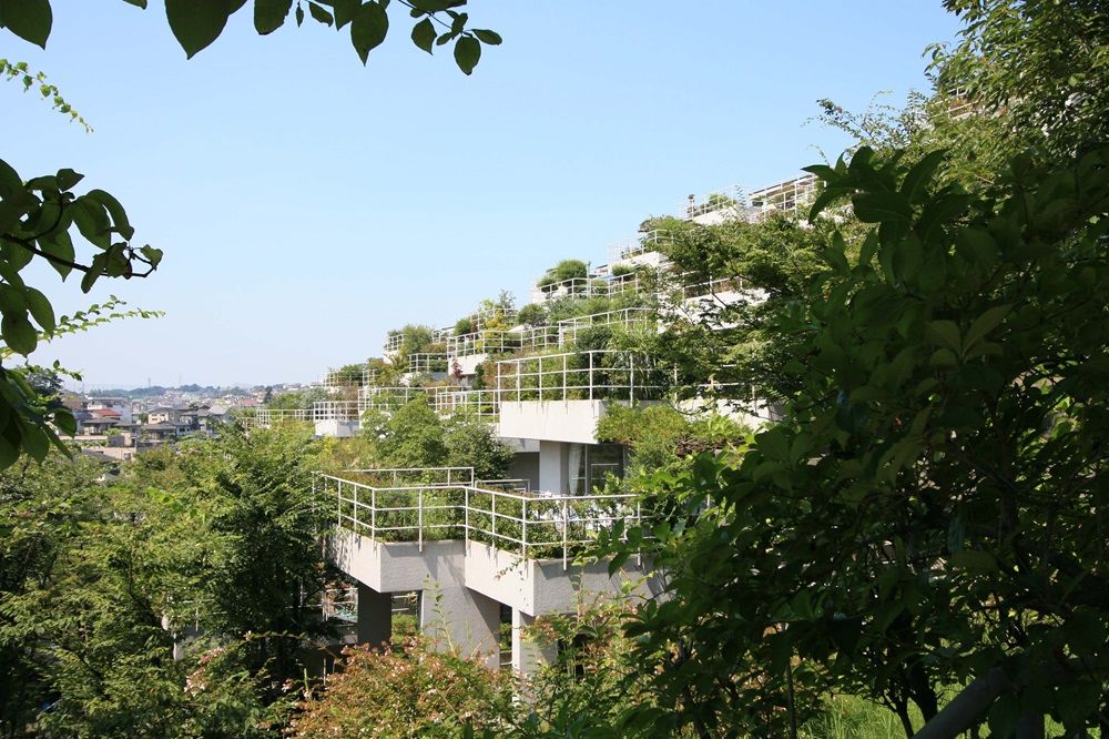 ゆりが丘ヴィレッジは川崎市・麻生区の斜面地に建てられた（写真：サムデザイン提供）