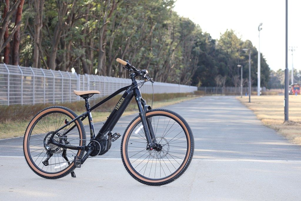 ヤマハの新型スポーツ電動アシスト自転車「クロスコアRV」（写真：筆者撮影）