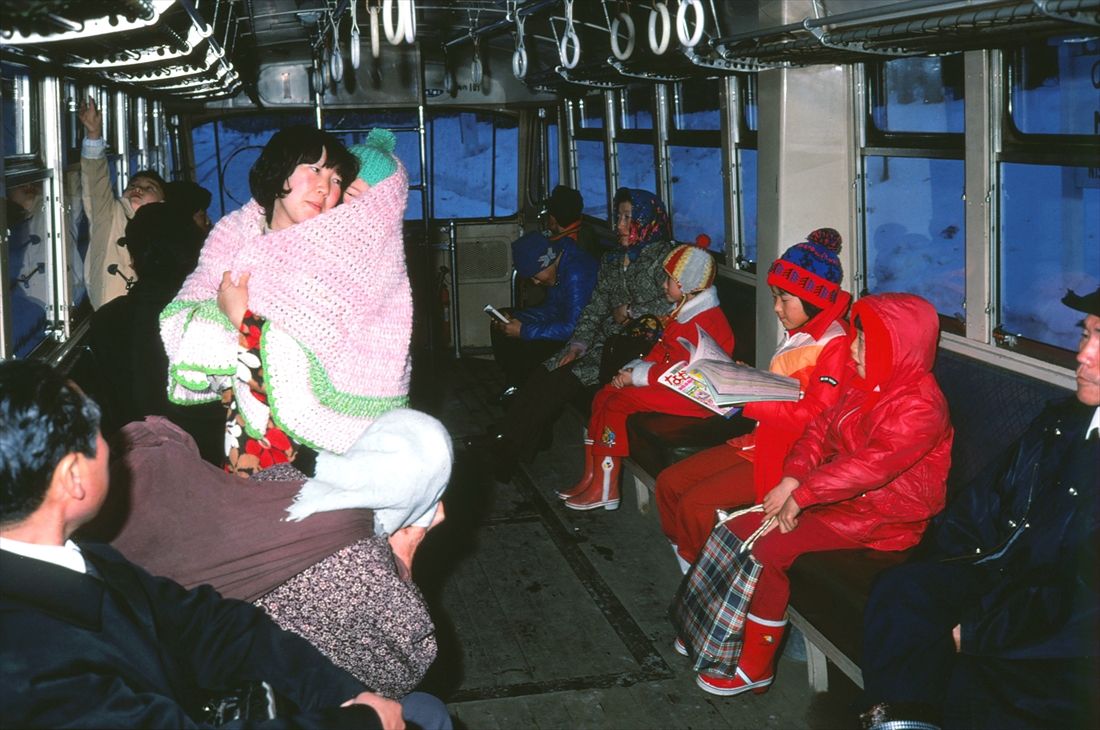 吹雪の中の車内　南部縦貫鉄道レールバス車内　1977年12月（撮影：南正時）