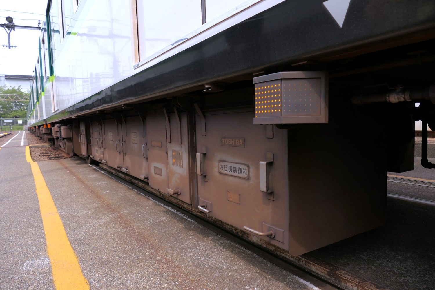 京阪電気鉄道　800系　床下機器