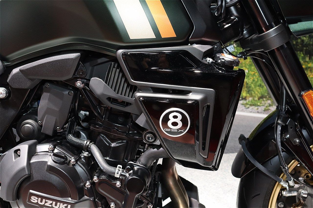 スズキの新型「GSX-8TT」（筆者撮影）