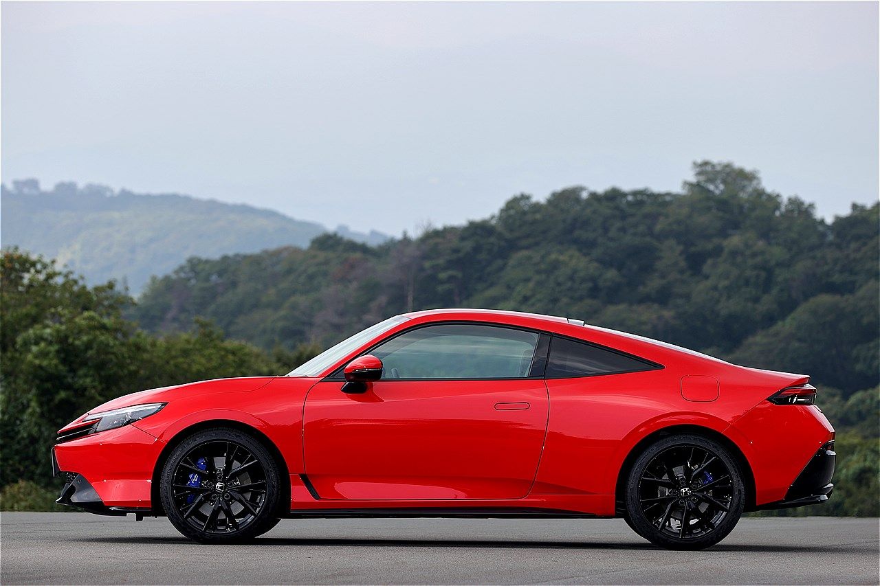 ホンダの新型「プレリュード」（写真：本田技研工業）