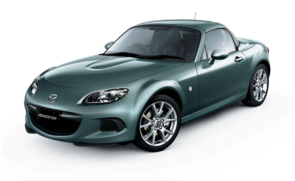 マツダの3代目「ロードスター（NC3）」（写真：マツダ）