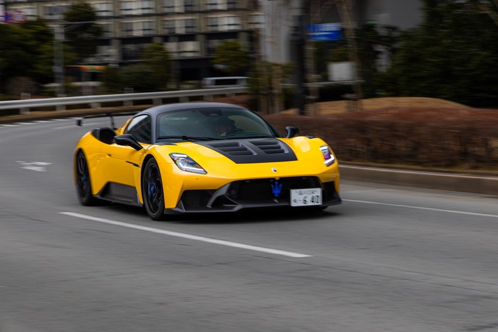 マセラティの最新モデル「GT2ストラダーレ」（写真：三木 宏章）