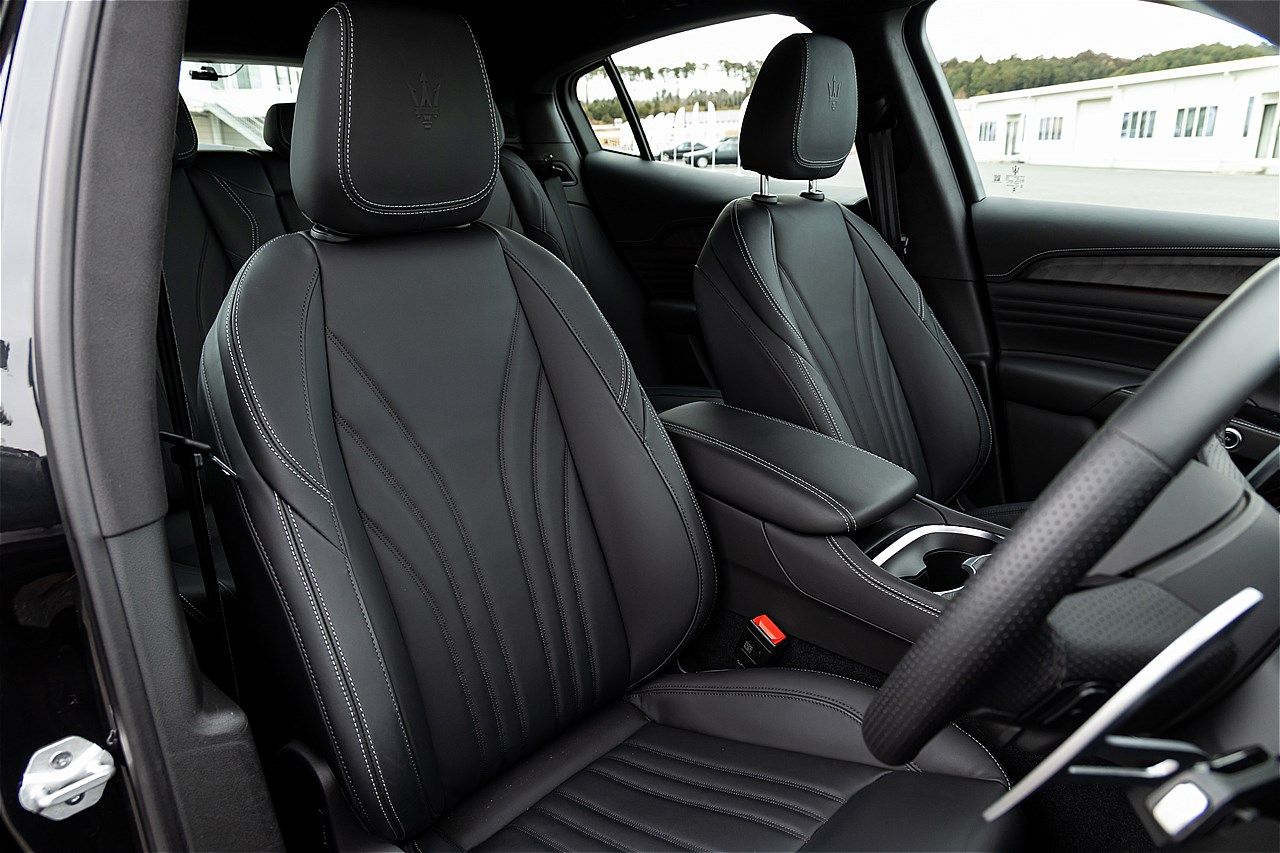 マセラティ「グレカーレ エッセンツァ」（写真：三木 宏章）