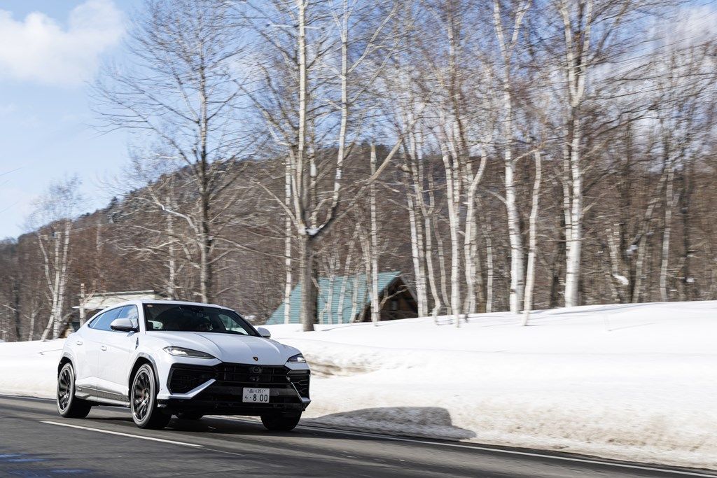 ランボルギーニ「ウルスSE」（写真：Lamborghini）