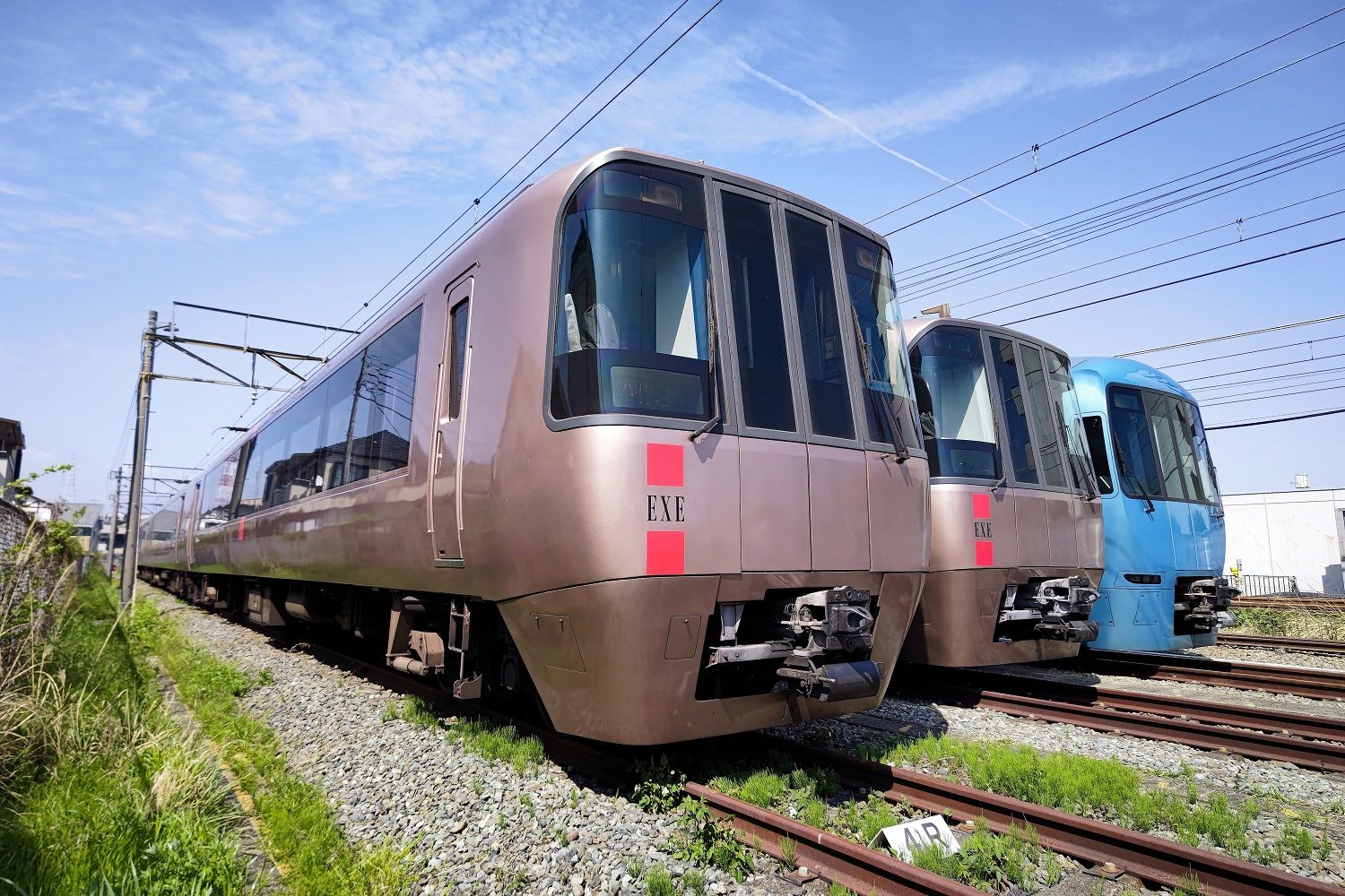 貫通タイプの先頭車（記者撮影）