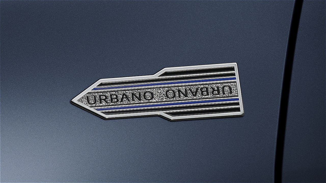 一部改良モデルのトヨタ「ヤリス クロス」および特別仕様車Zウルバーノ（写真：トヨタ自動車）