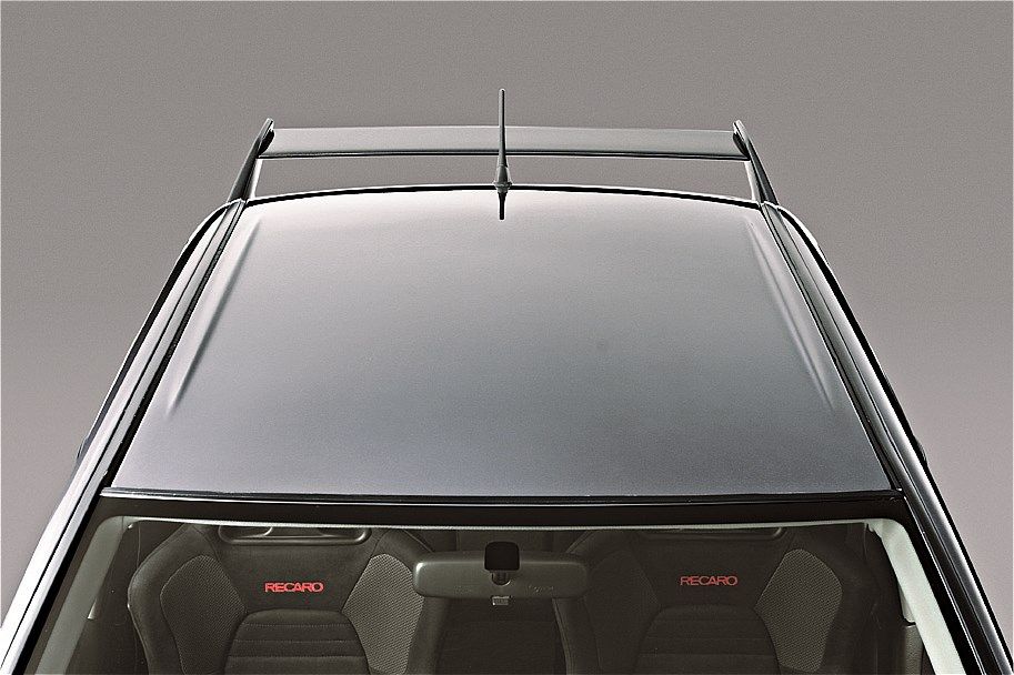 三菱「ランサーエボリューションⅨ」（写真：三菱自動車）