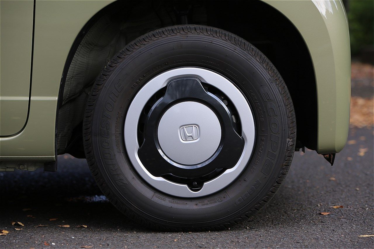 筆者が乗っている「N-VAN」（筆者撮影）