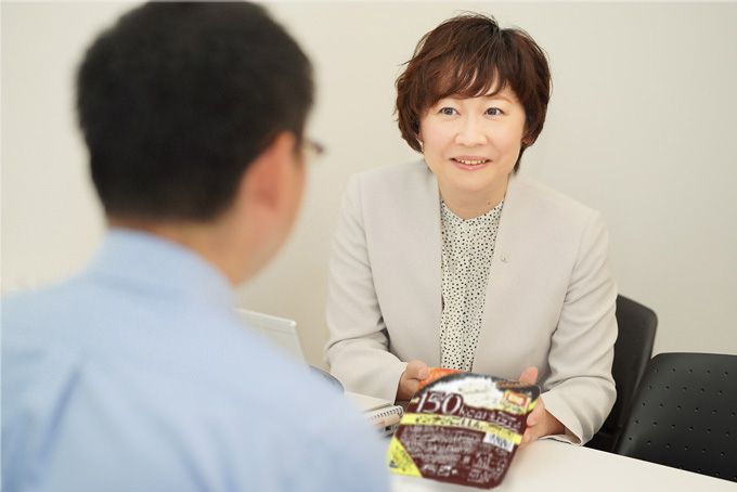 「今年3月の価格改定後も、高水準の伸びを維持しています」と阿部さん（写真：大塚食品）