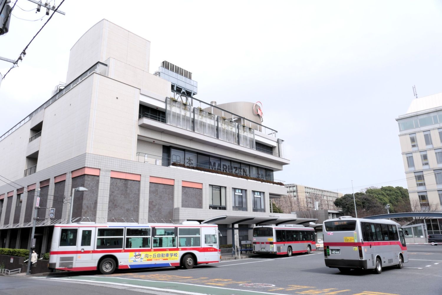 東急電鉄日吉駅　バスのりば