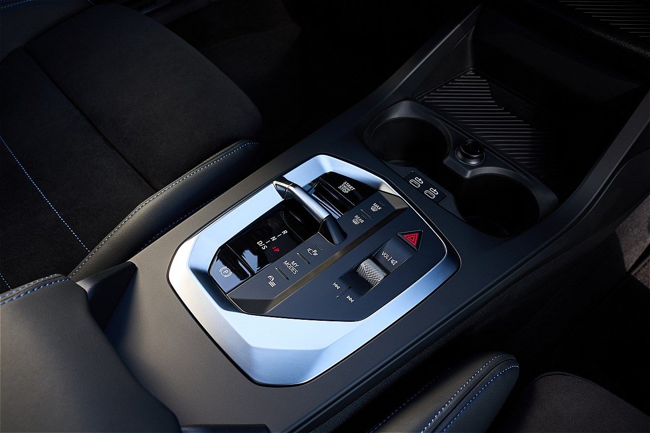 BMWの新型「2シリーズ グランクーペ」（写真：BMW）