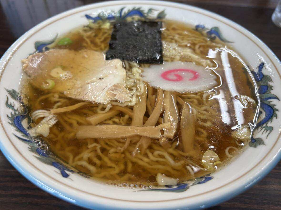 『ひらま』の米沢ラーメン（筆者撮影）