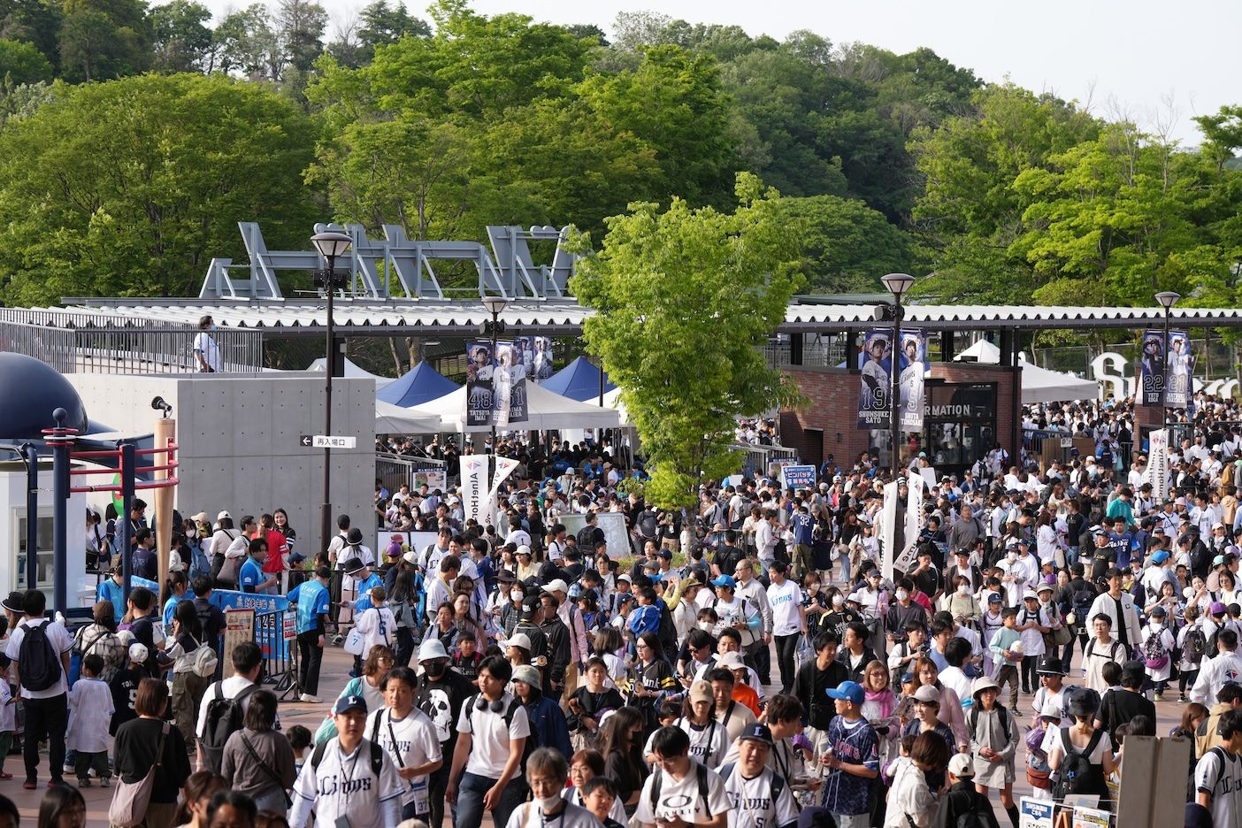 ドーム前広場（写真：西武ライオンズ）