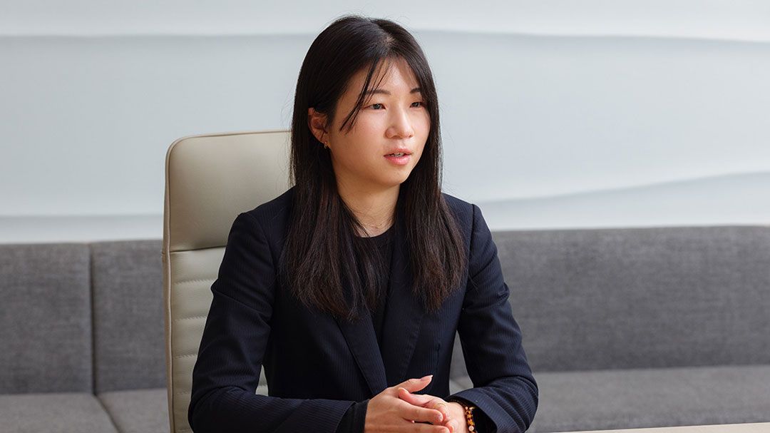 薬事・信頼性保証・臨床開発本部 薬事部 オーソペディックスグループ アソシエイトマネジャー 岡田 佳余子氏