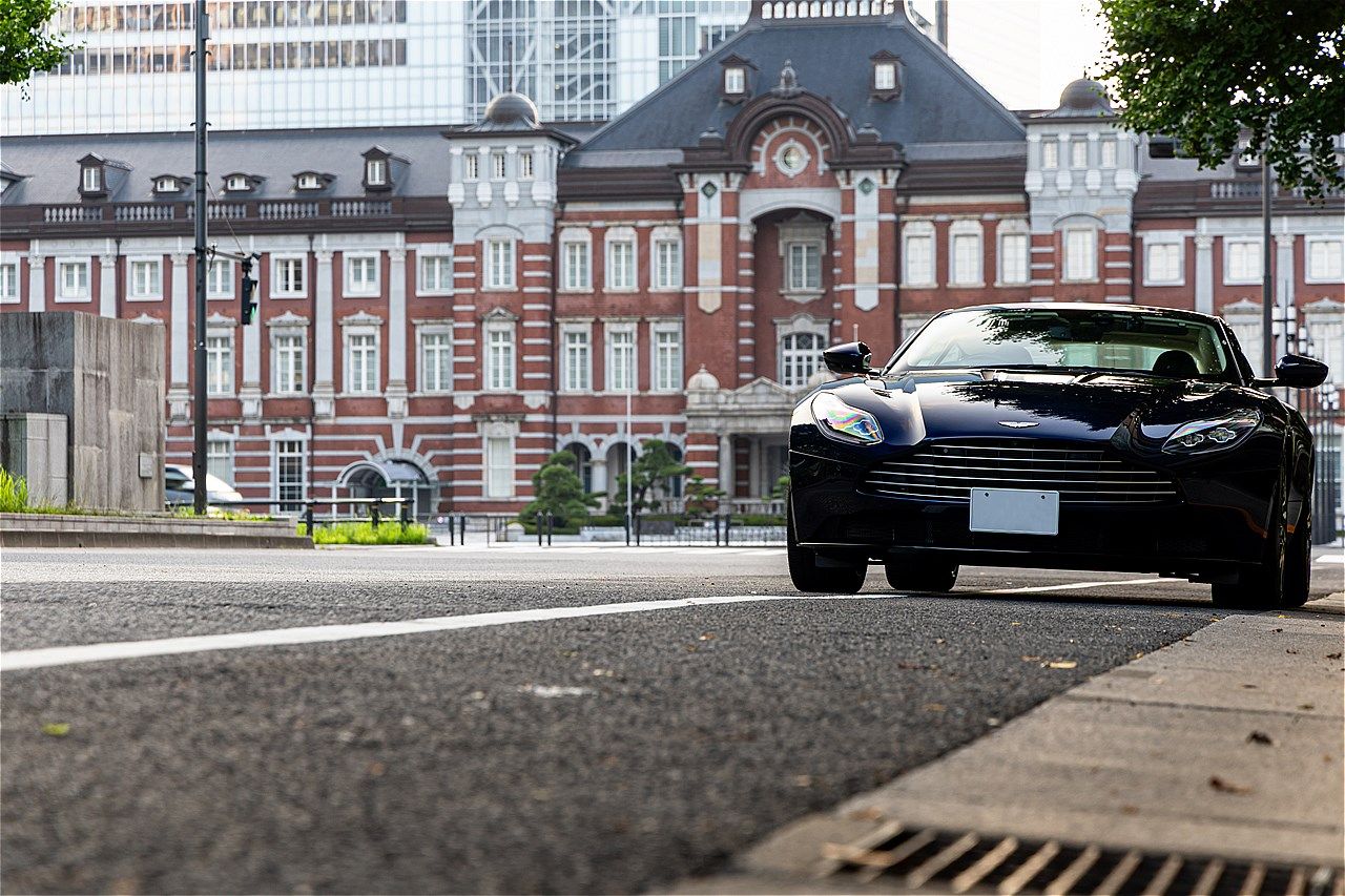 アストンマーティン「DB11」（写真：三木 宏章）