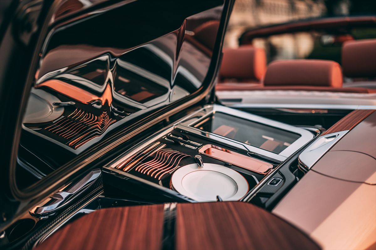 （写真：ROLLS-ROYCE MOTOR CARS）