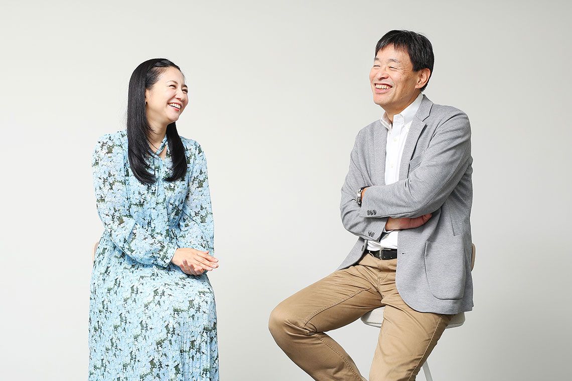 関根麻里さんと池水雄一さん