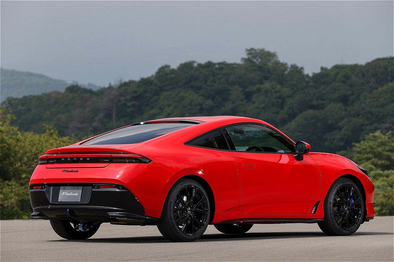 ホンダの新型「プレリュード」（写真：本田技研工業）