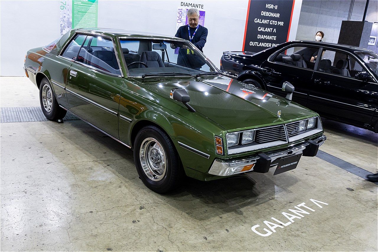 三菱自動車の展示内容（筆者撮影）