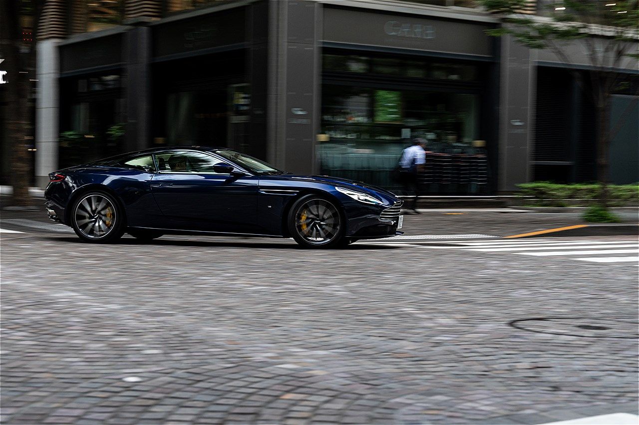 アストンマーティン「DB11」（写真：三木 宏章）