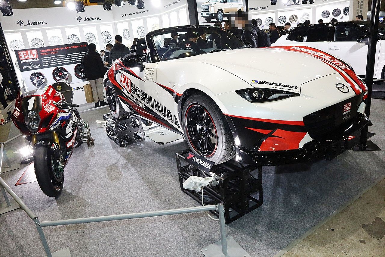 東京オートサロン2026ウェッズブースの展示内容（写真：筆者撮影）