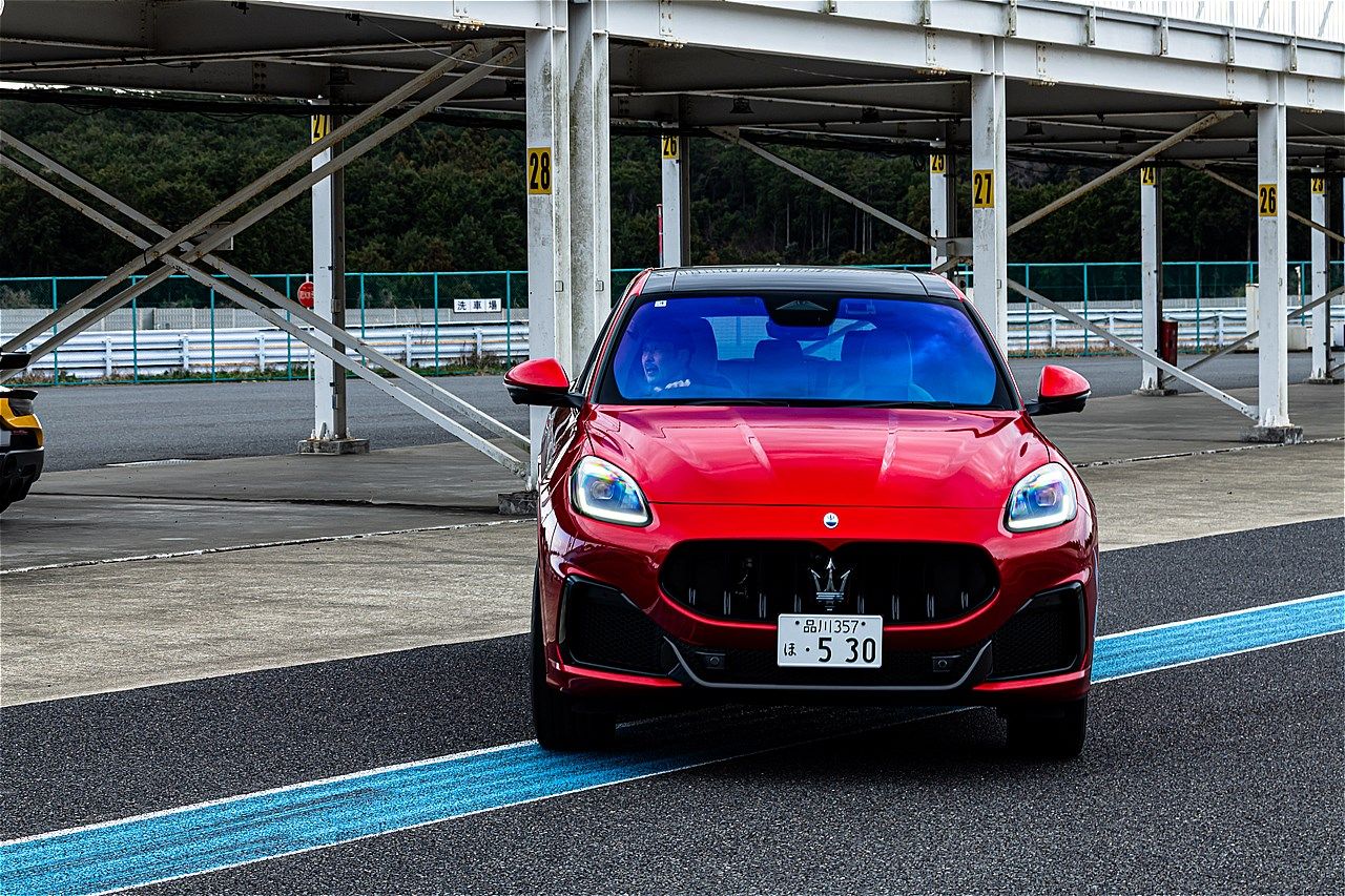 マセラティ「グレカーレ トロフェオ」（写真：三木 宏章）