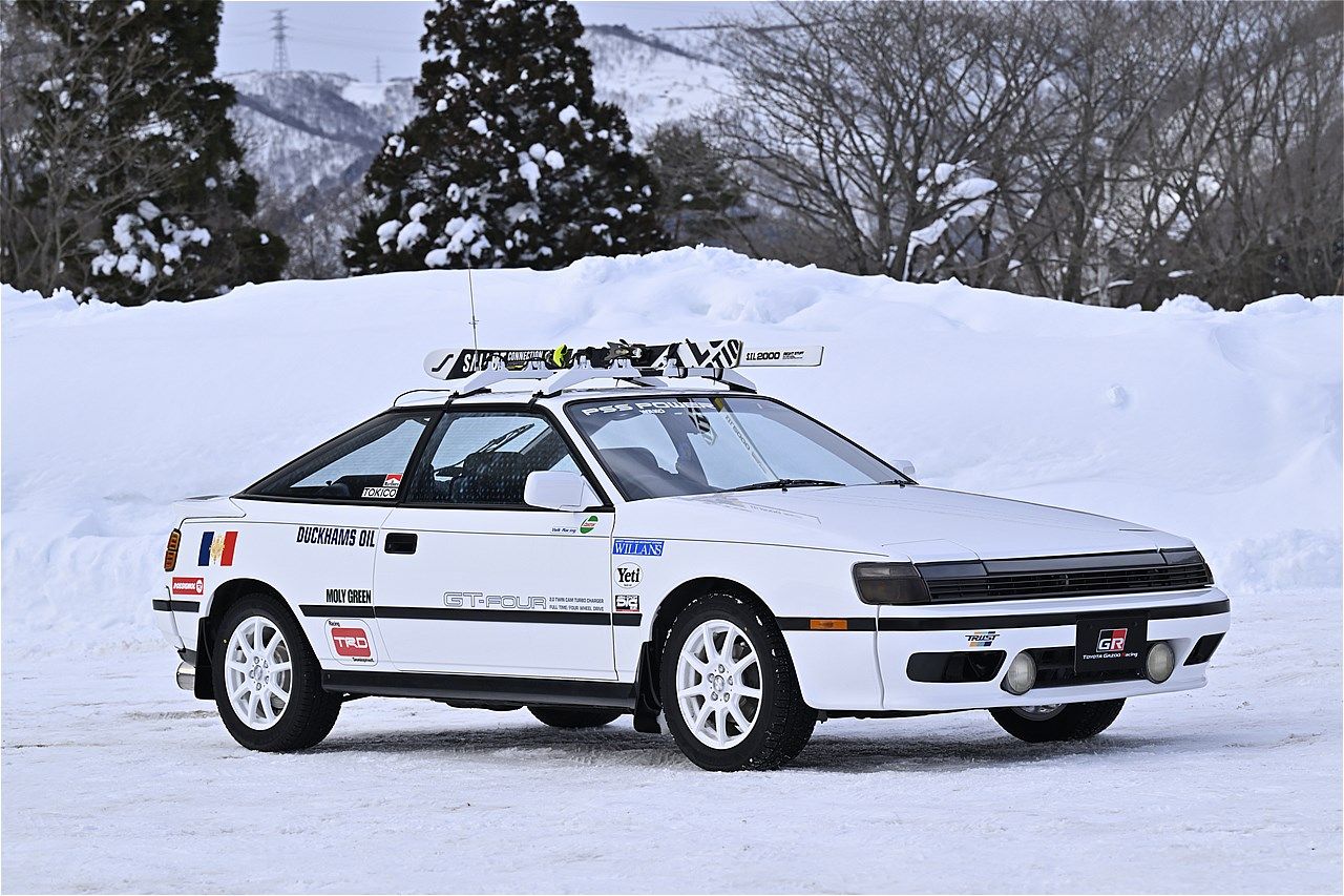 セリカ（写真：トヨタ自動車）