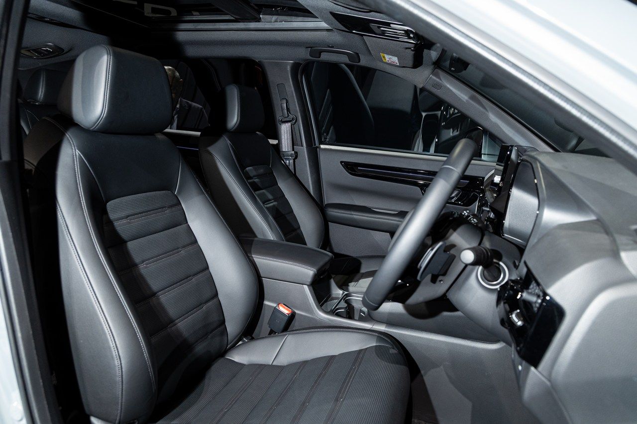 ホンダ新型「CR-V e:HEV」（写真：三木 宏章）