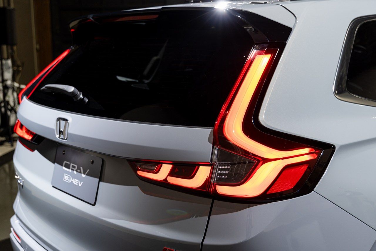 ホンダ新型「CR-V e:HEV」（写真：三木 宏章）