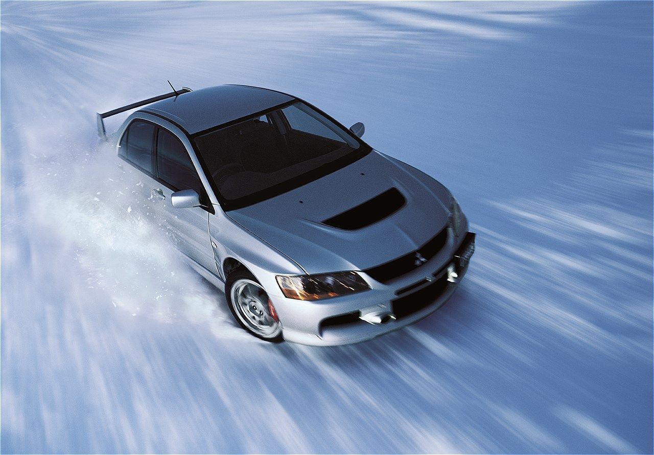 三菱「ランサーエボリューションⅨ」（写真：三菱自動車）