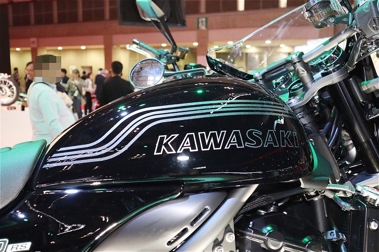 カワサキの新型「Z900RSカフェ」(筆者撮影）