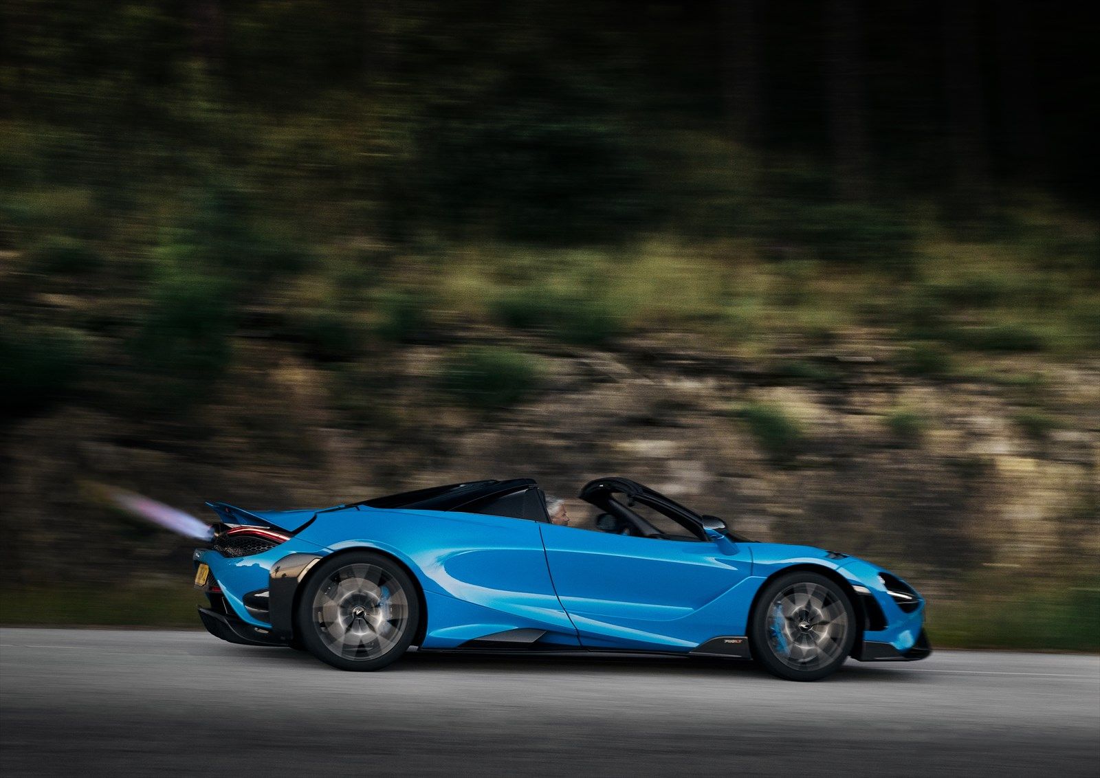 マクラーレン765LTスパイダー（写真：McLaren Automotive）