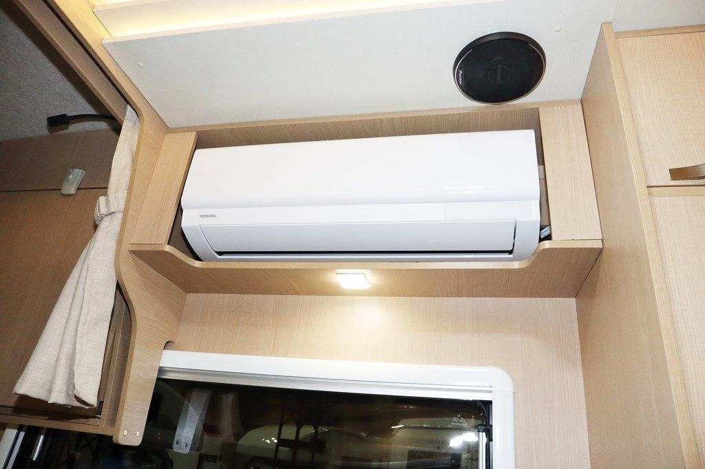 いすゞ「トラヴィオ」をベースにした、バンテックの新型キャンピングカー「コルド リーブス」（写真；筆者撮影）