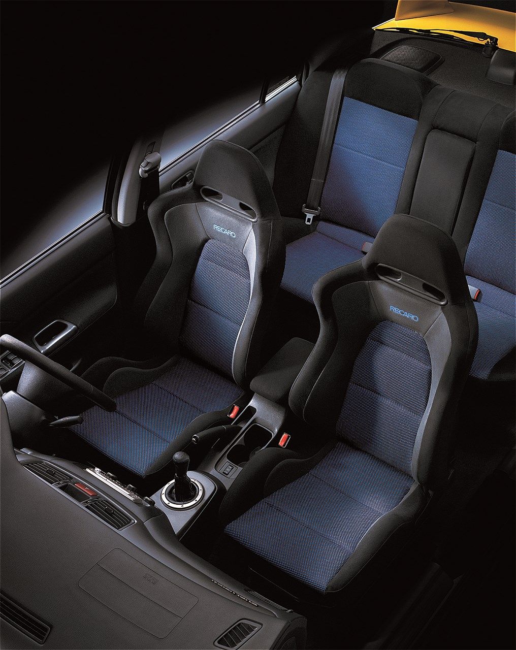 三菱「ランサーエボリューションⅦ」（写真：三菱自動車）