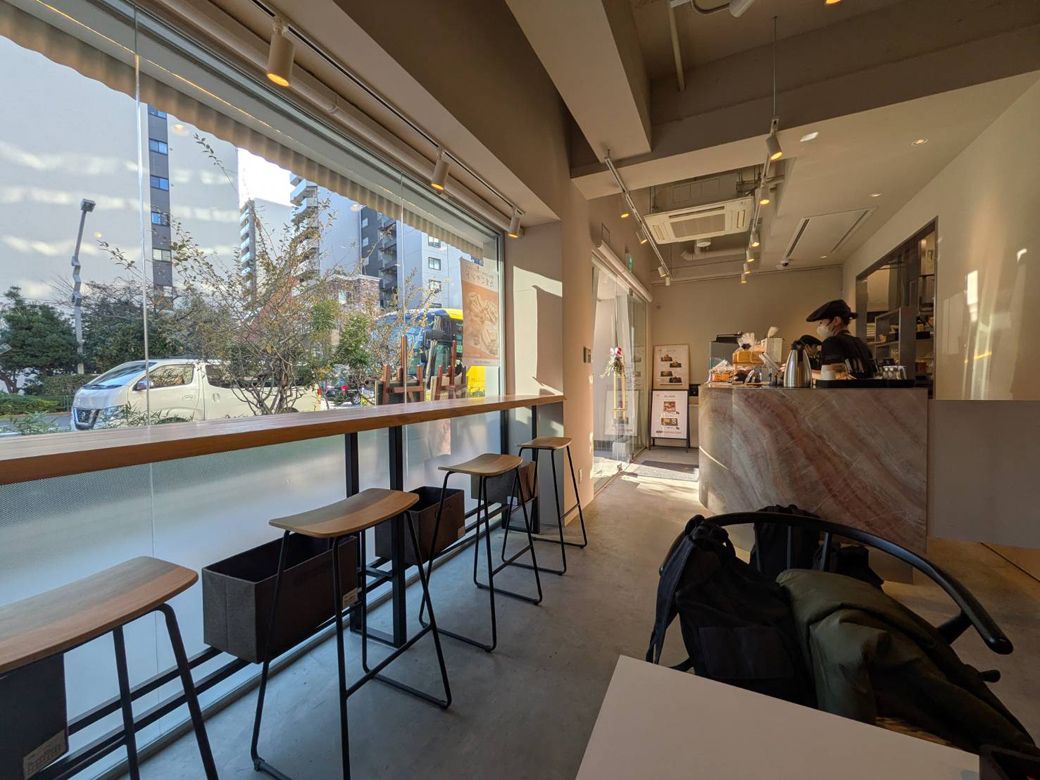 洗練された雰囲気の蔵前店の店内（写真：筆者撮影）