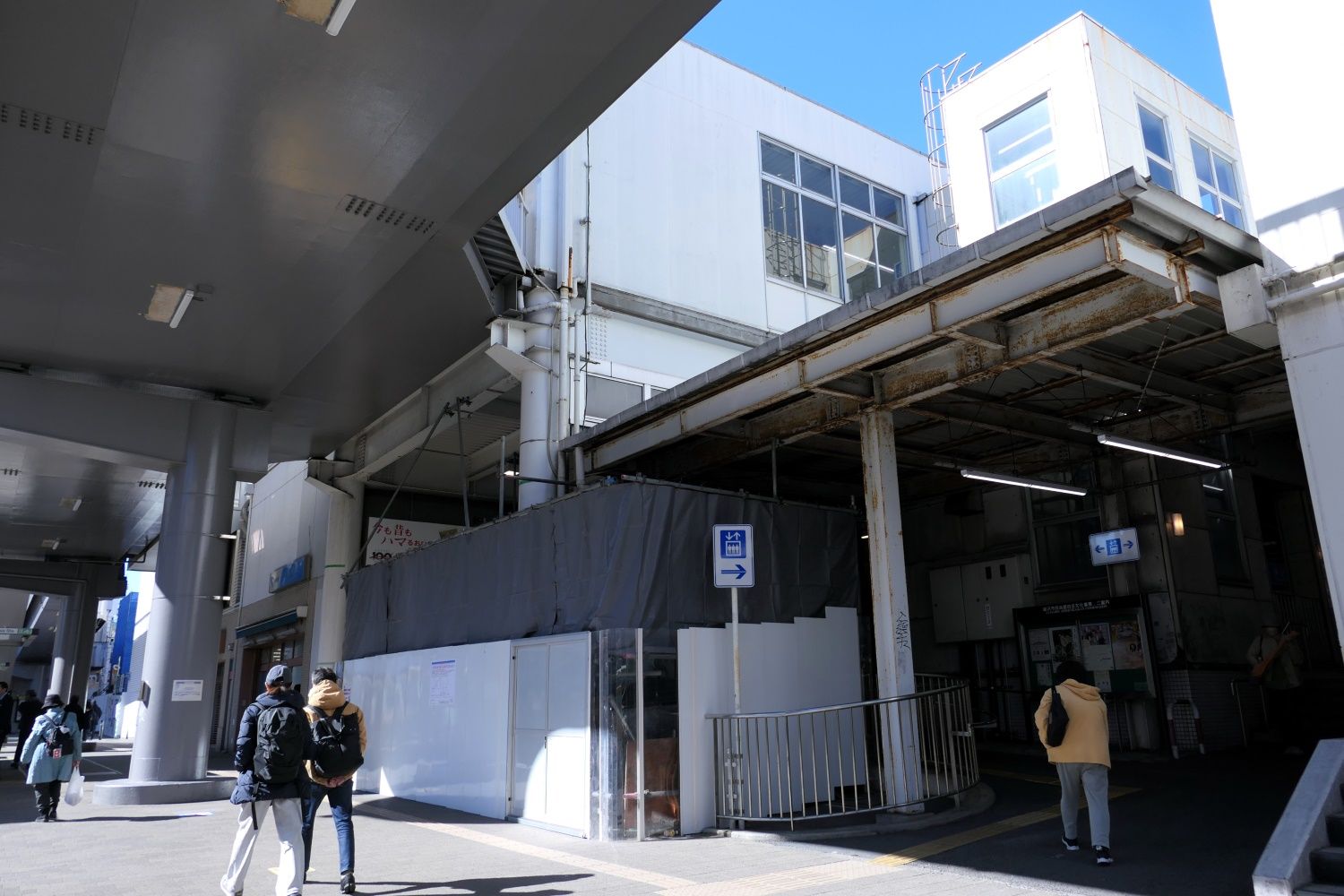 小田急藤沢駅の地上出入り口