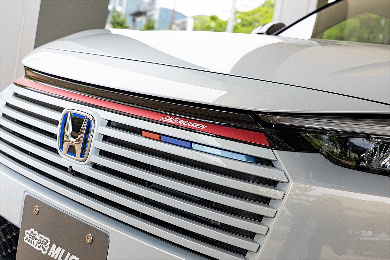 ホンダの新型「ヴェゼル」（写真：三木宏章）