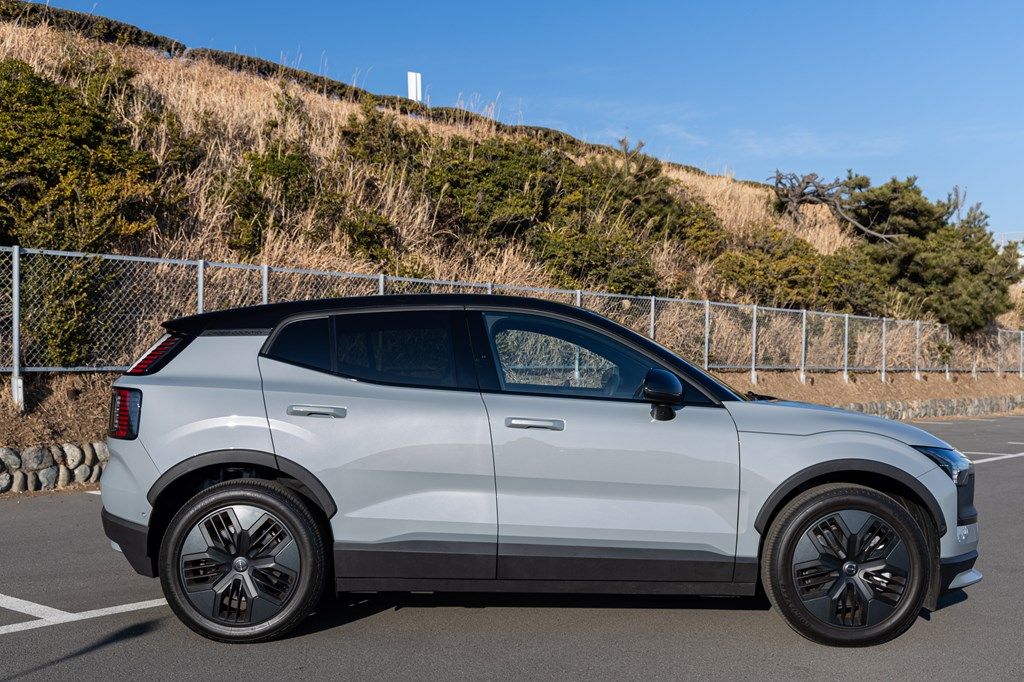 ボルボ「EX30 Cross Country」（写真：三木 宏章）