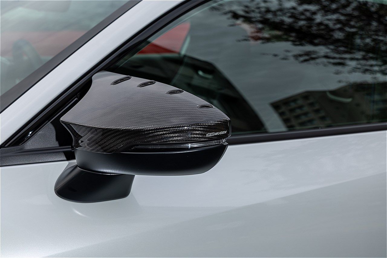 無限のアイテムを装着した新型「プレリュード」（写真：三木 宏章）